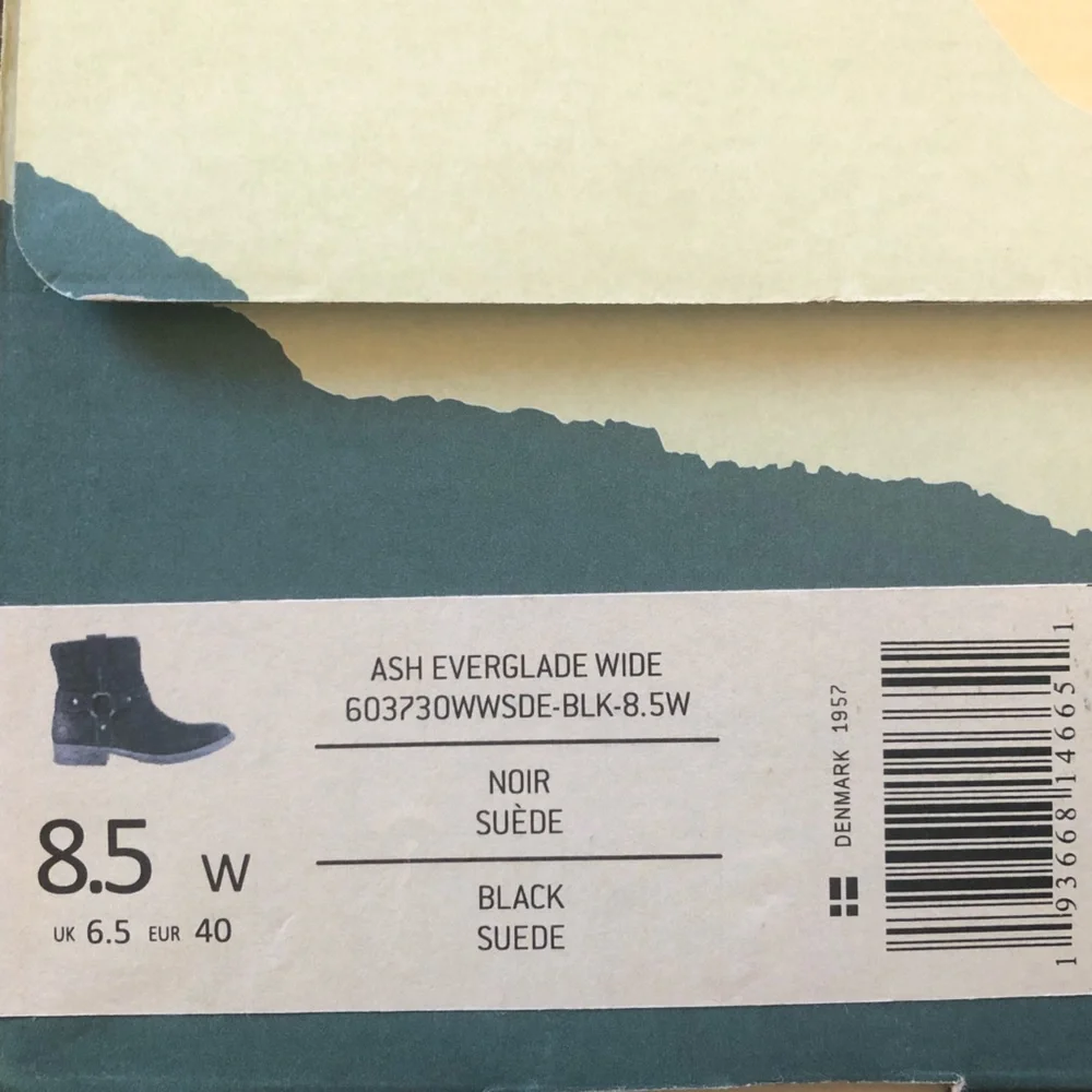 Earth | Suede Ankle Boots with Stirrup Detail - Wide ๐บ - Picture 8 of 15